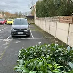Apartment Accueillant Et Pratique, Proche De Chantilly Et Du Parc Asterix Lamorlaye