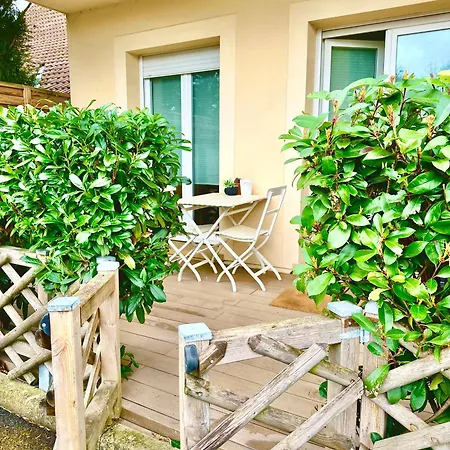 Accueillant Et Pratique, Proche De Chantilly Et Du Parc Asterix * 拉莫赫莱